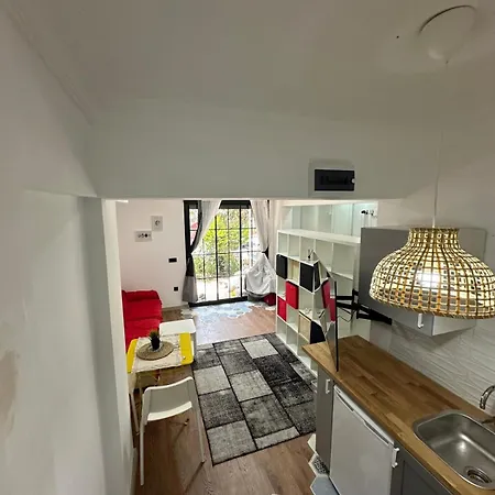 Apartmán Cute Ikea House With A Garden Close To The Fast Internet